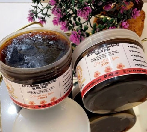 Exfoliating brightening black